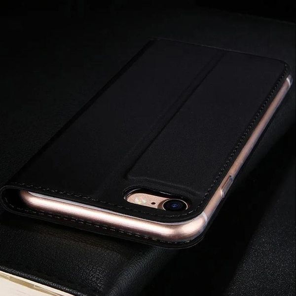 Чохол-книжка Dux Ducis з кишенею для візиток для Apple iPhone 7 / 8 / SE (2020) (4.7") 26940 фото