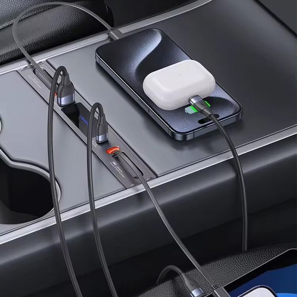 Перехідник HUB Usams US-SJ649 60W Car Central Control Charging HUB For Tesla (3/Y) 70778 фото