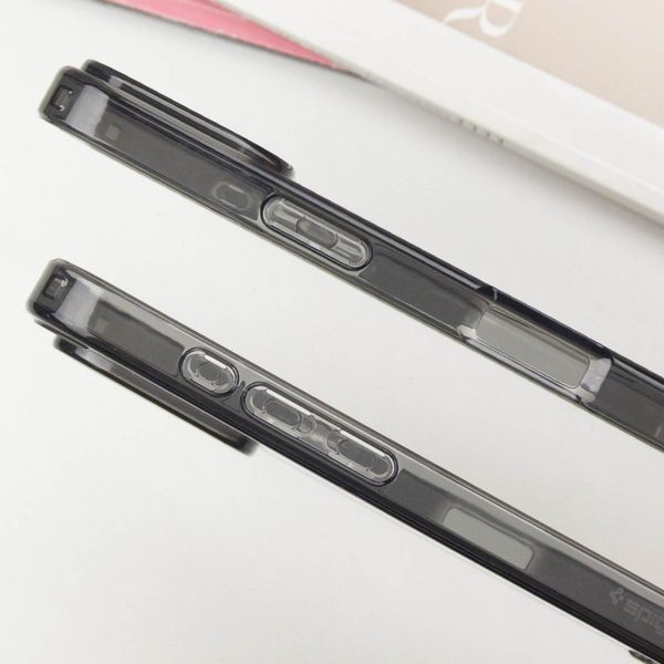 Чохол SGP Black Matte (MagFit) для Apple iPhone 16 Plus (6.7") 73526 фото