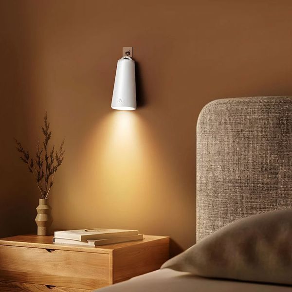 Настільна LED лампа WIWU Wi-D8 Desk Lamp 4 in1 Intelligent Magnetic Light 78009 фото