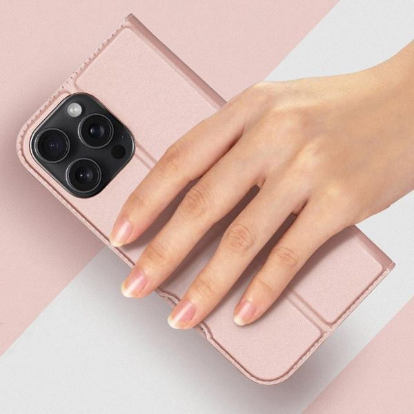 Чохол-книжка Dux Ducis з кишенею для візиток для Apple iPhone 16 Pro (6.3") 73604 фото